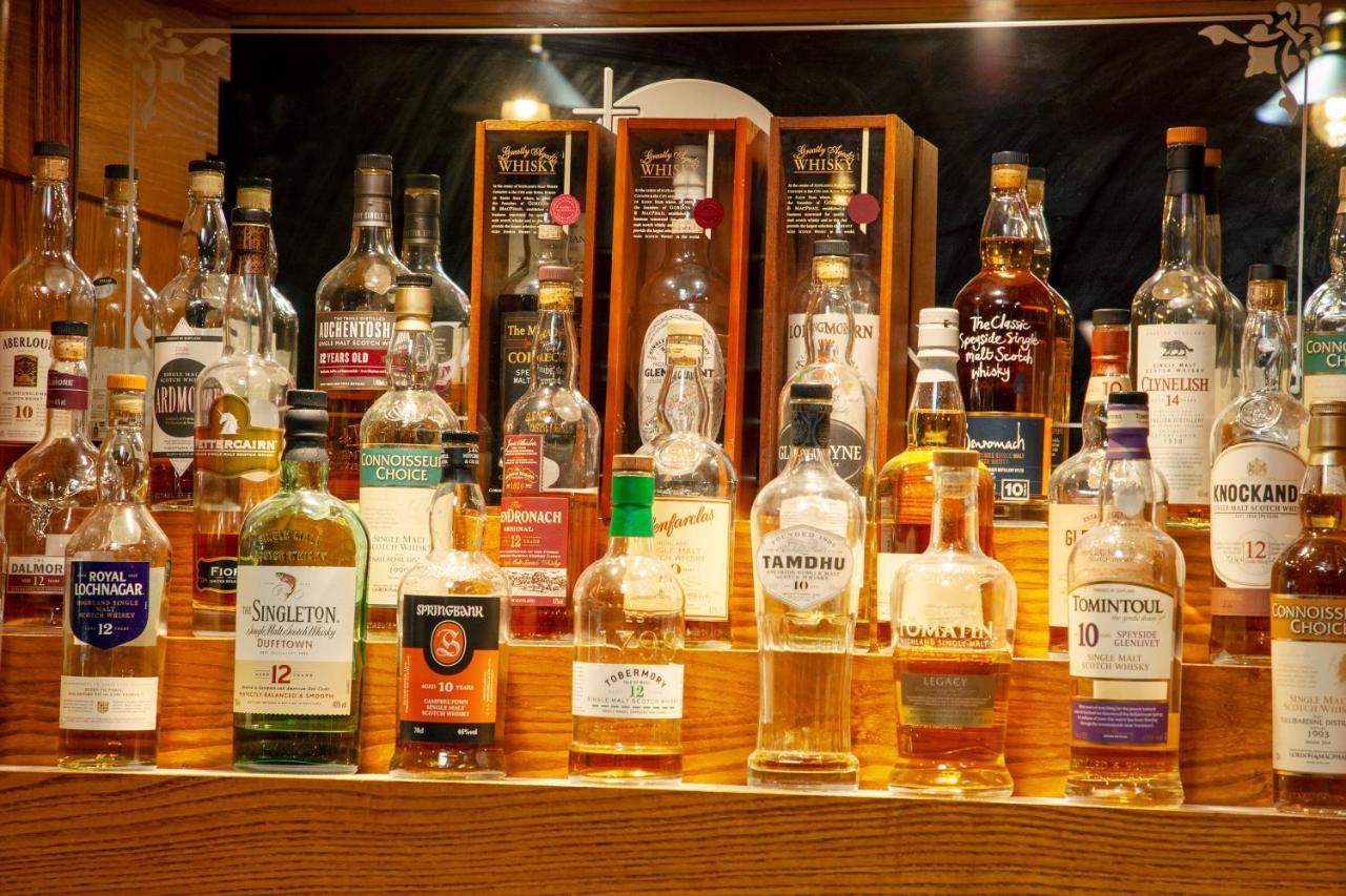The Galley Of Lorne Inn Ardfern Экстерьер фото