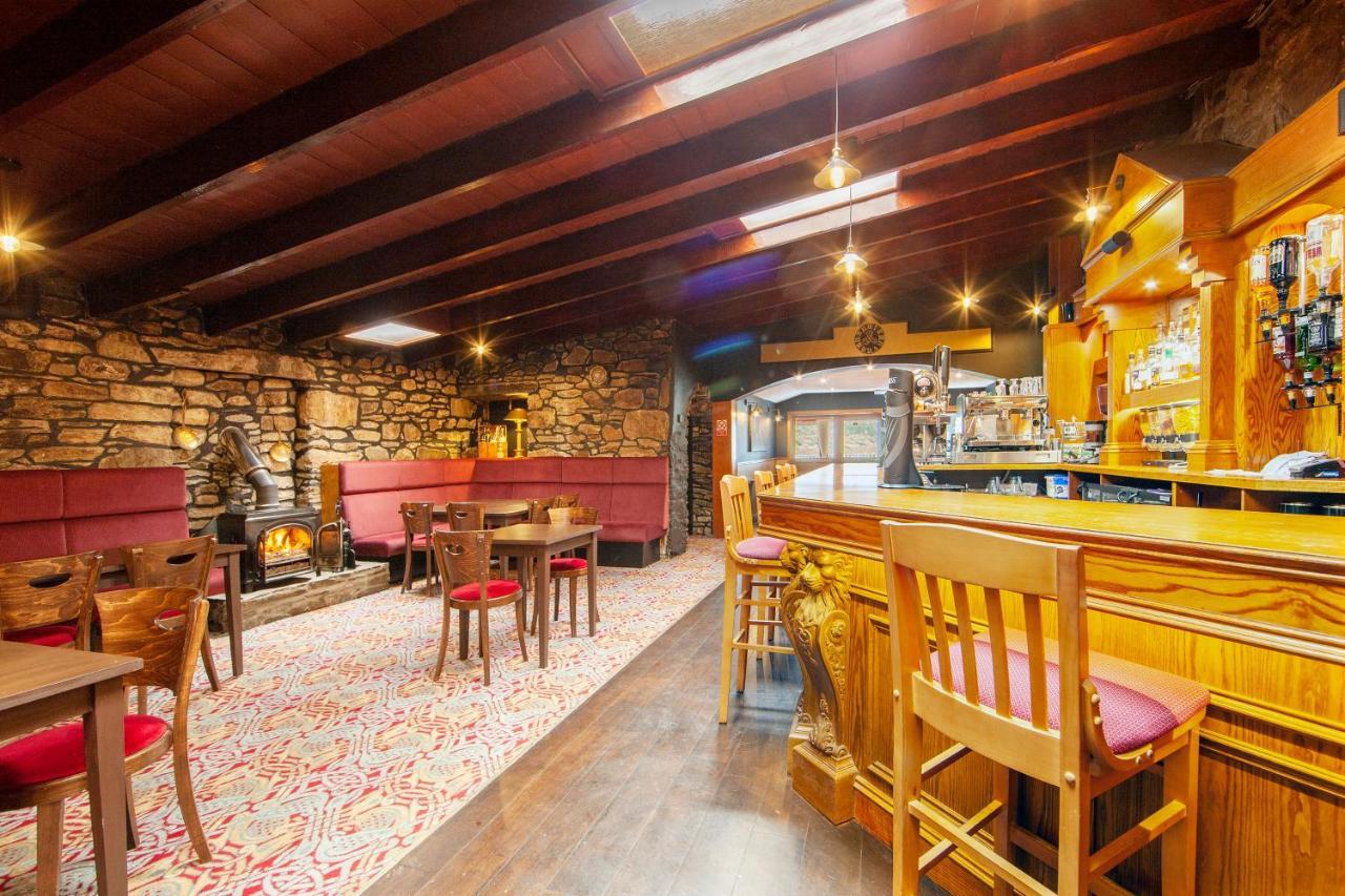 The Galley Of Lorne Inn Ardfern Экстерьер фото