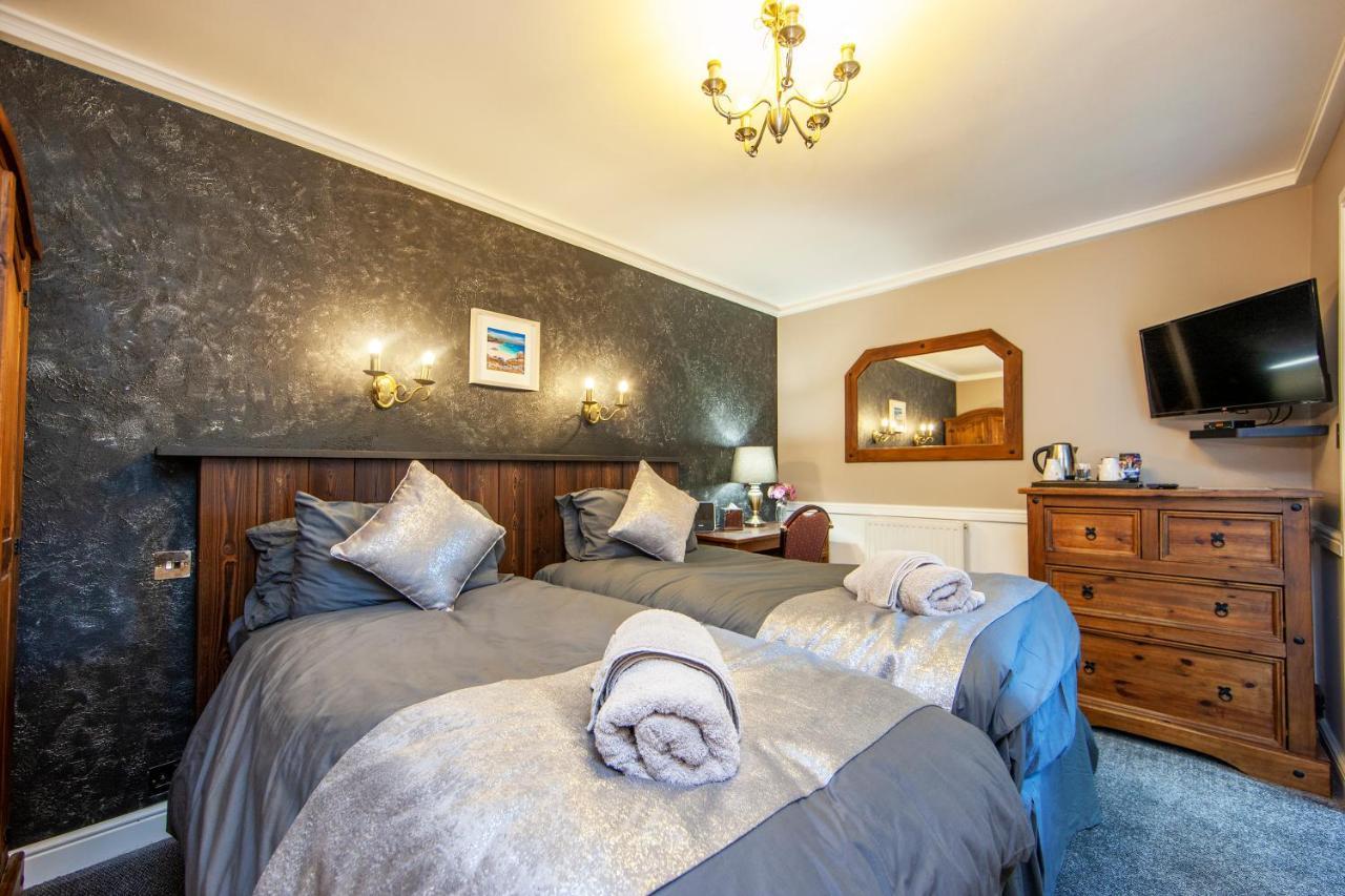The Galley Of Lorne Inn Ardfern Экстерьер фото