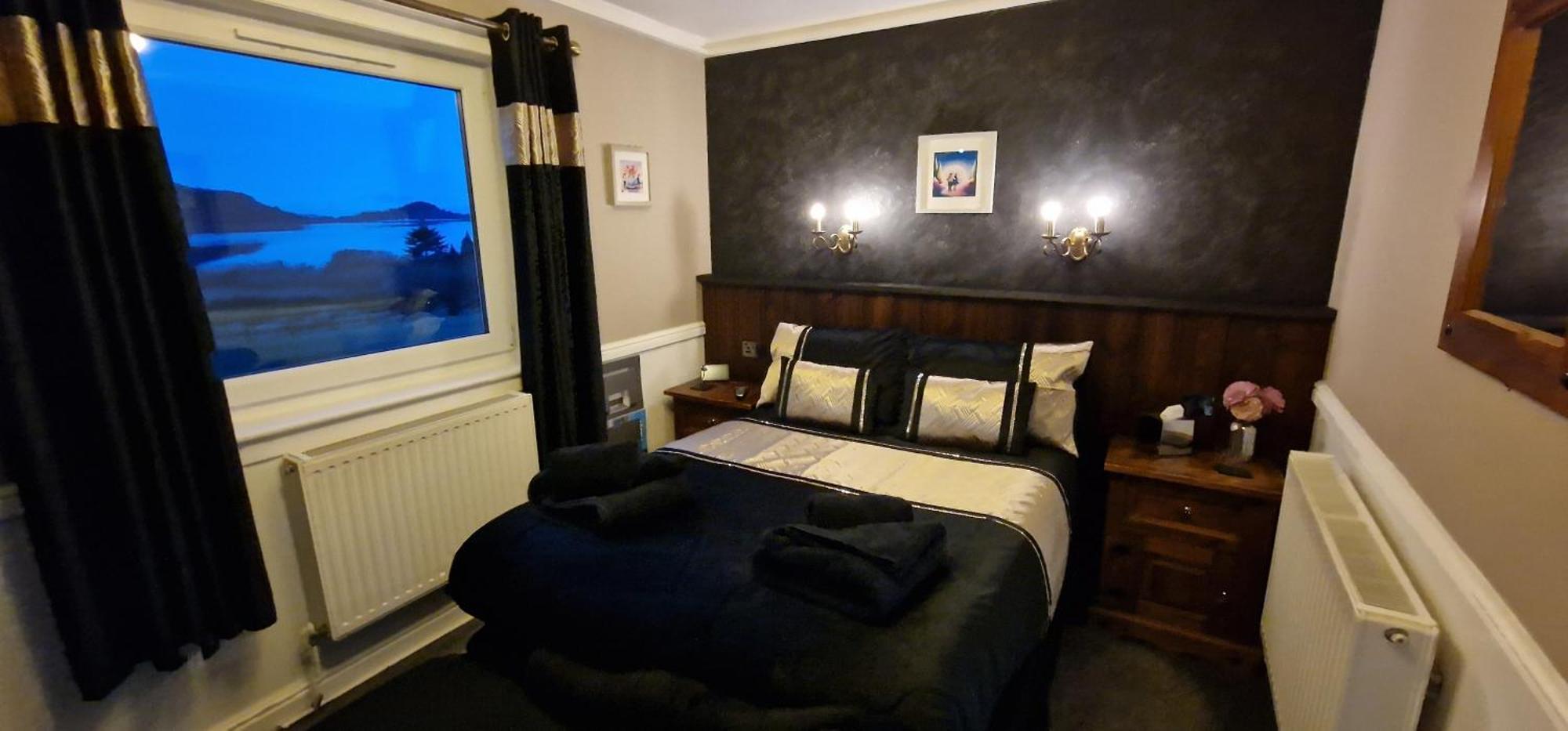The Galley Of Lorne Inn Ardfern Экстерьер фото