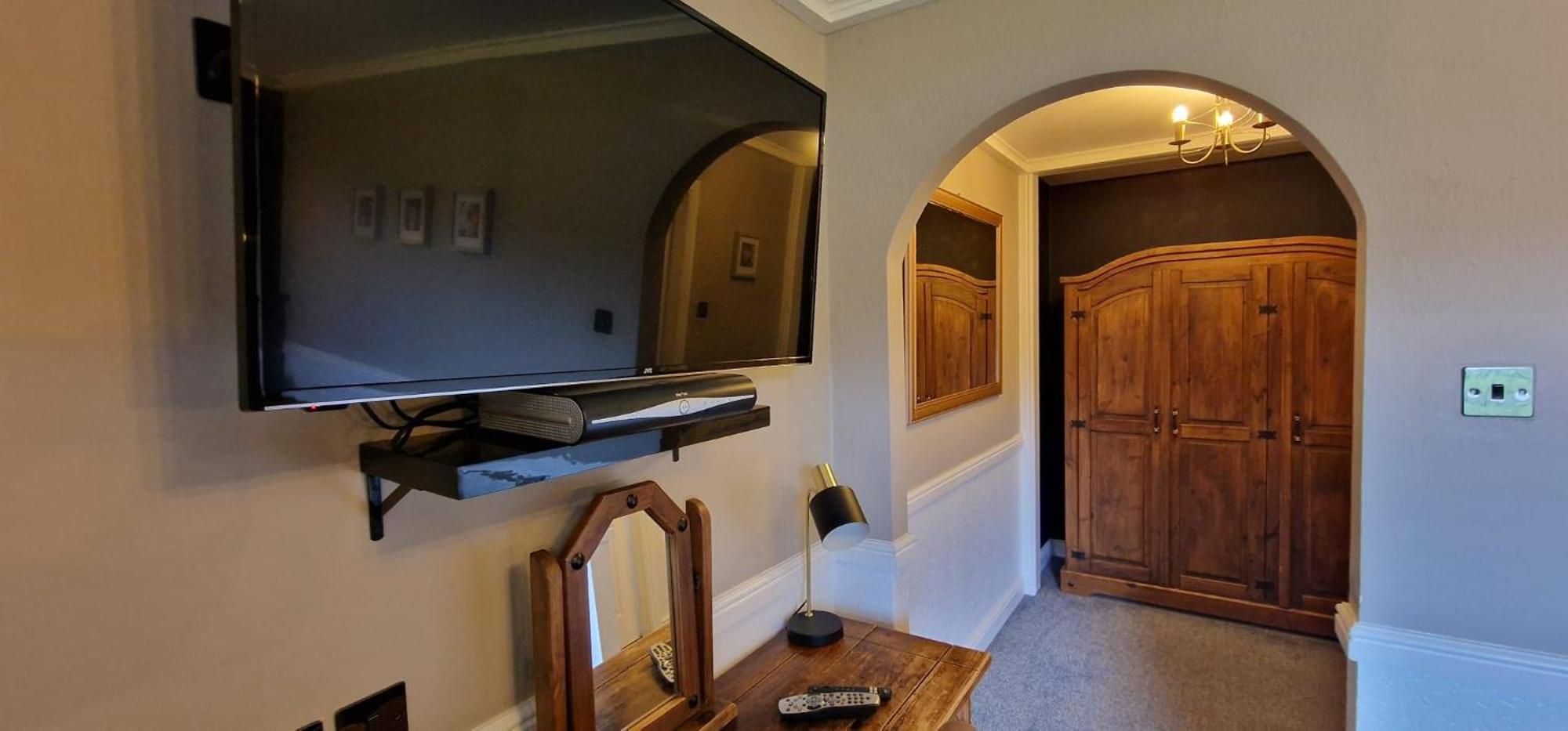 The Galley Of Lorne Inn Ardfern Экстерьер фото